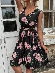 印花交疊領腰帶百褶下擺連衣裙 - 黑色 - 查看 1