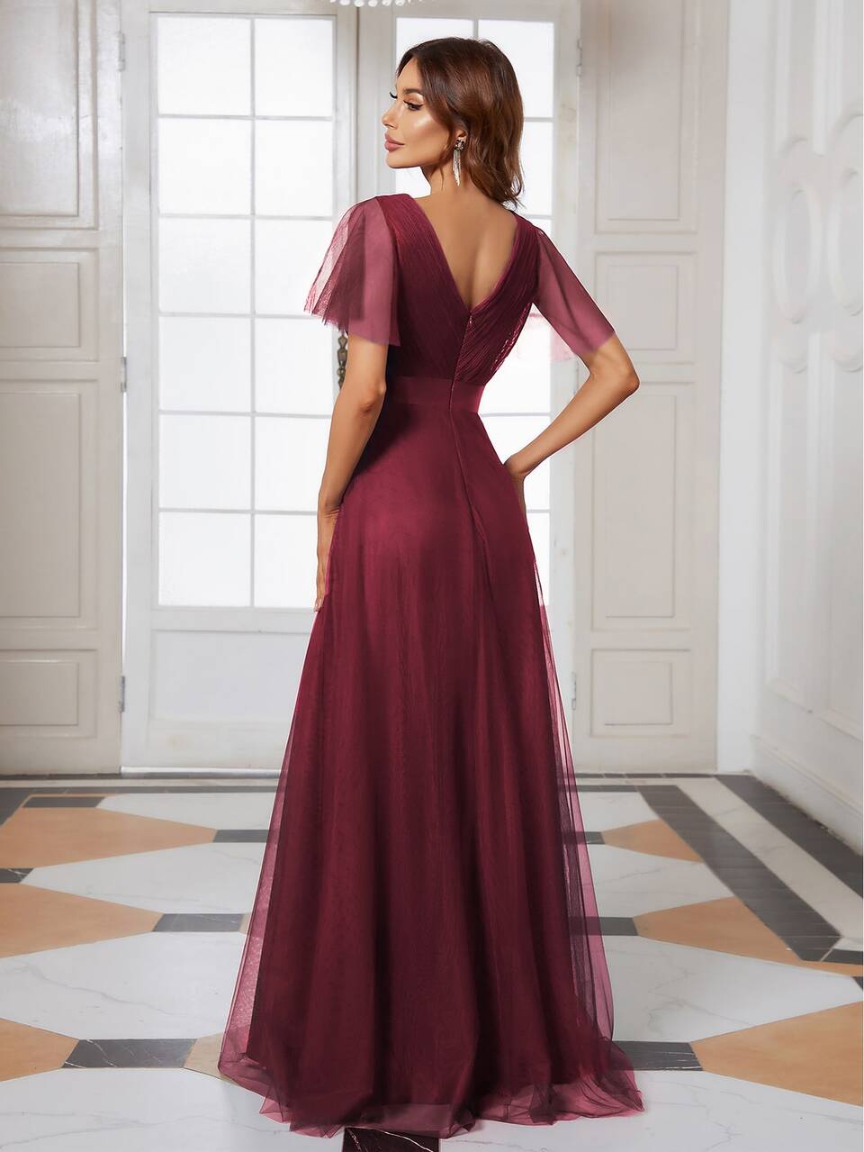 EVERPRETTY Elegant V-Neck A-Line Sheer Burgundy Long Bridesmaid Dress/Wedding Guest Dress