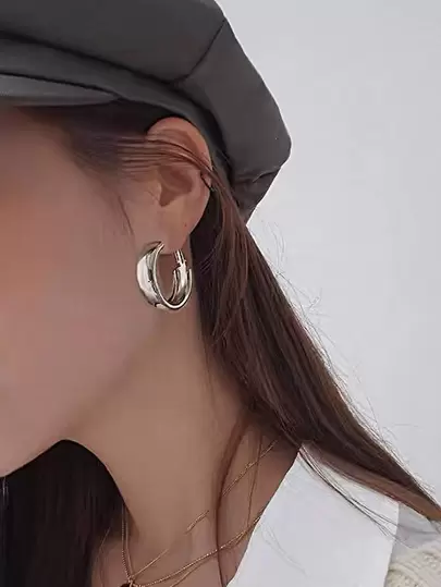 極簡風格圓耳環