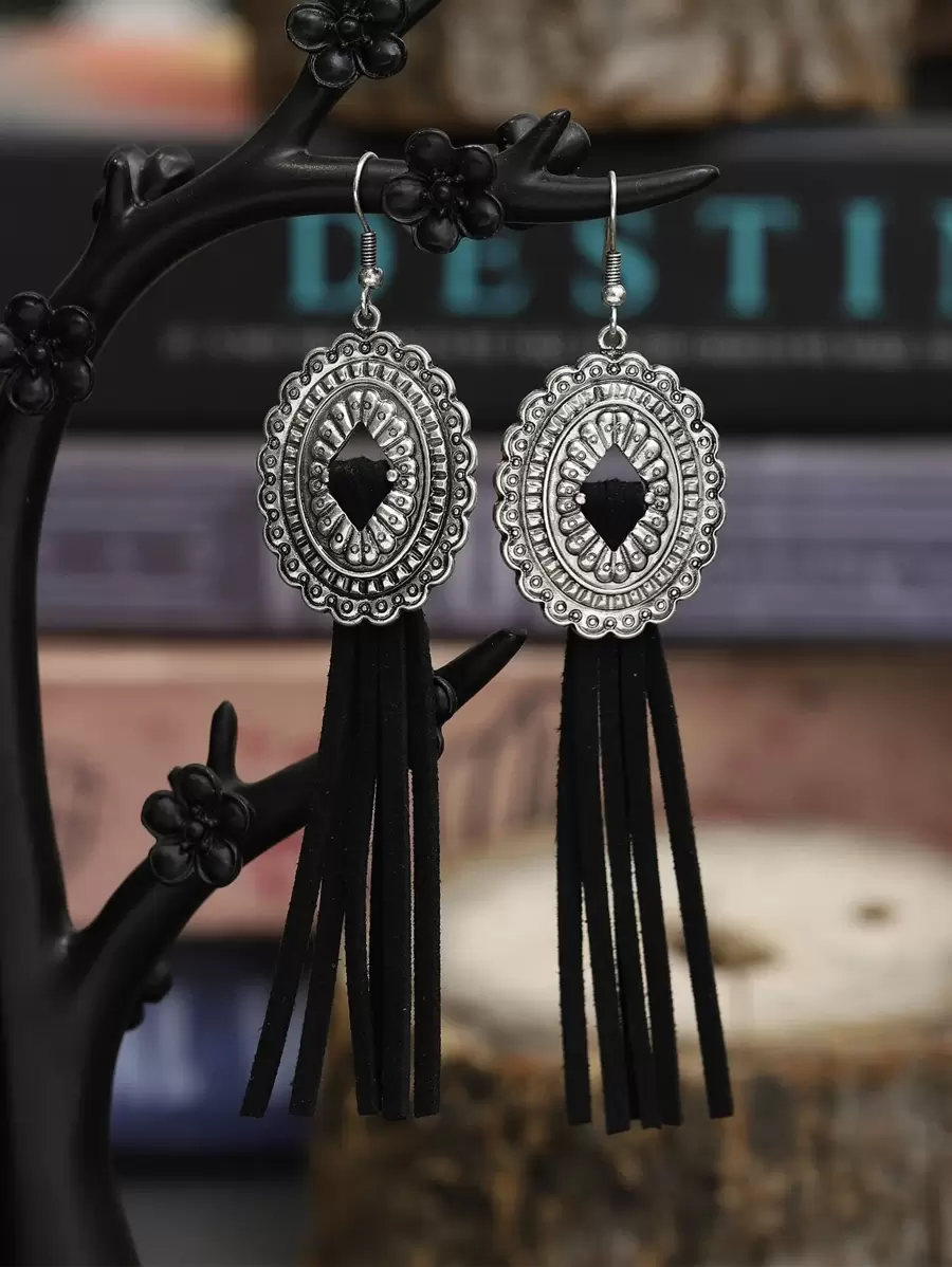 Scallop Trim Oval & Tassel Drop Earrings