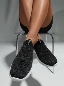 Cuccoo Knit Detail Breathable Running Shoes - Black - View 4