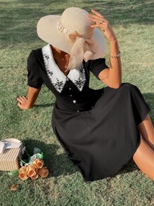 Floral Embroidery Statement Collar Fake Button Puff Sleeve Dress - Black - View 4