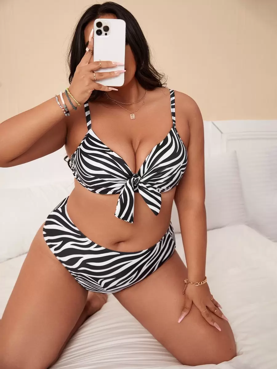 SHEIN Swim Curve Plus Size Zebra Stripe Knot Bikini Set Summer Beach - Black and White - View 1