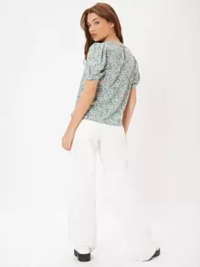 Amorya Ditsy Floral Puff Sleeve Top Business Casual Woman Night Out Teacher Outfits For Women Church Outfits Women V - Multicolor - View 2