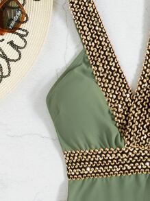 Stitch Detail One Piece Swimsuit, For Summer Beach Vacation - Army Green - View 6