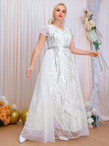 SHEIN Belle Plus Sequin Insert Contrast Lace Mesh Wedding Dress - White - View 1