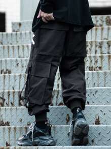 Manfinity EMRG Men Graphic Print Flap Pockets Straps Detail Cargo Trousers - Black - View 2