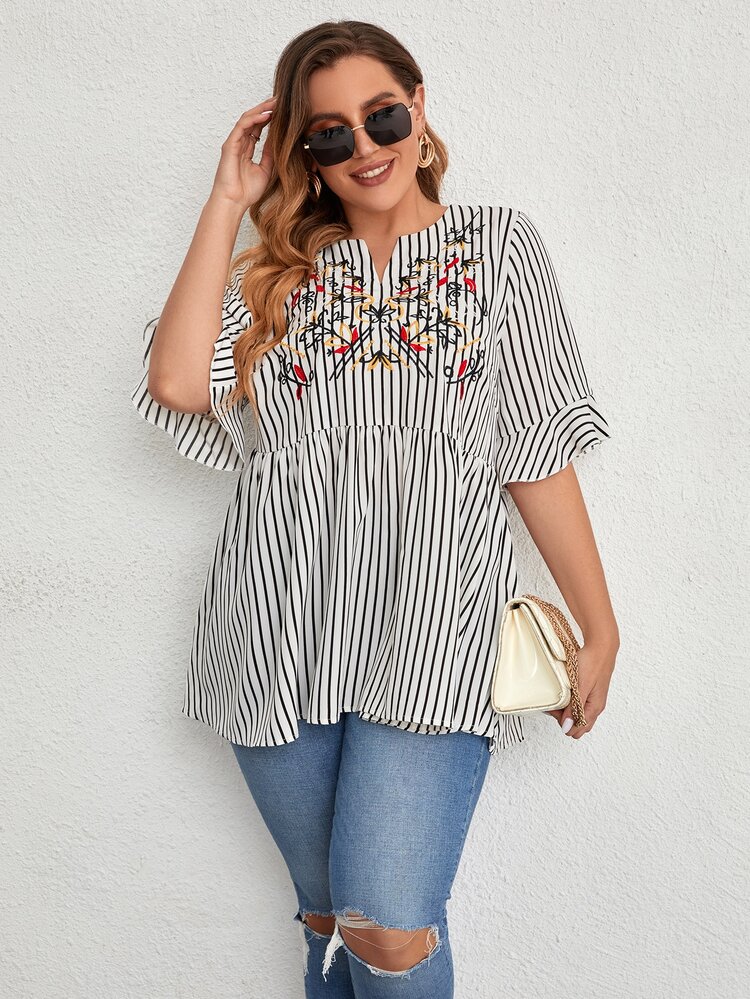 Mulvari 大碼條紋圖案花卉刺繡荷葉袖缺口領荷葉邊下擺襯衫 - 白色 - 查看 3