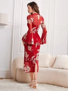 Modelyn Floral Print Bell Sleeve Split Back Dress - Red - View 2