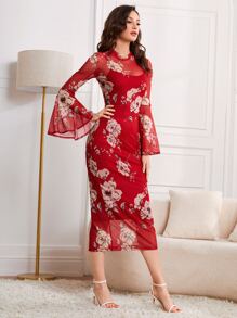 Modelyn Floral Print Bell Sleeve Split Back Dress - Red - View 3