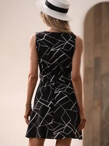 SHEIN Clasi Geo Print Notched Neck Belted Dress - Black - View 2