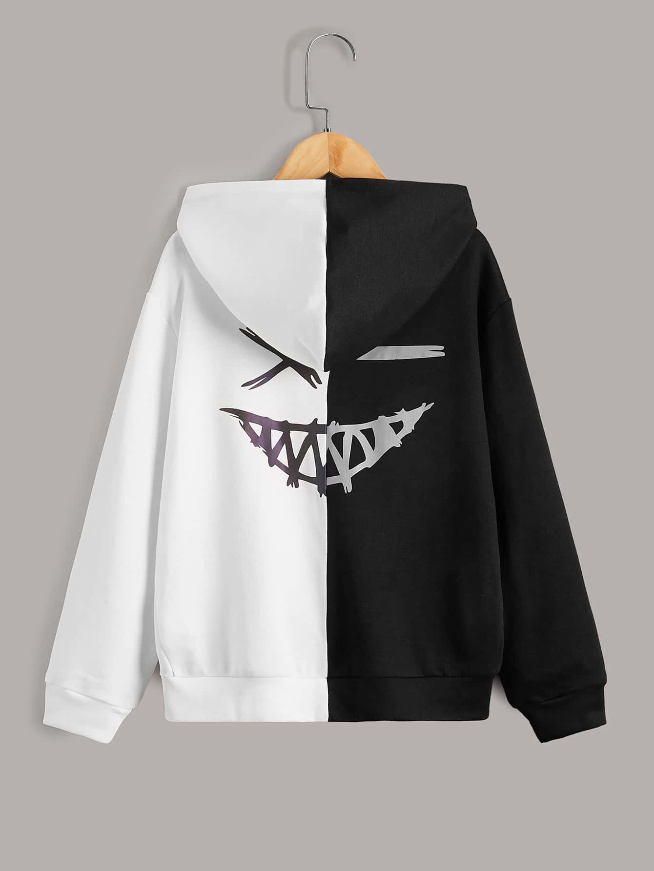 SHEIN 青少年男孩反光卡通图案拼接卫衣 - 黑與白 - 查看 3