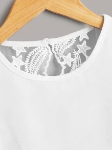 SHEIN Áo cánh Gái Nút Tương phản ren Cắt ra Xù Hình học Ăn mặc đẹp - trắng - Xem 3