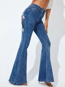 EMERY ROSE 花卉刺繡牛仔喇叭褲