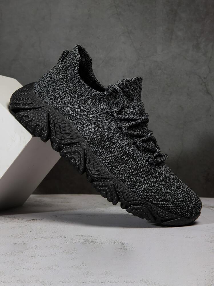 男士黑色路跑步鞋帶針織裝飾細部,透氣和輕便 - 黑色 - 查看 1