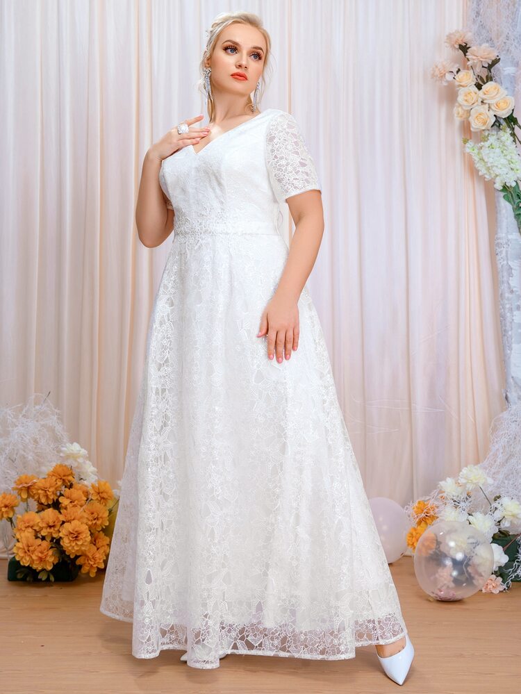 SHEIN Belle 大碼V型露背刺繡網紗覆蓋水溶蕾絲拼接婚紗連衣裙 - 白色 - 查看 4