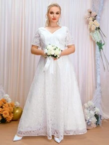 SHEIN Belle Plus V-Back Embroidery Mesh Overlay Guipure Lace Insert Wedding Dress - White - View 5