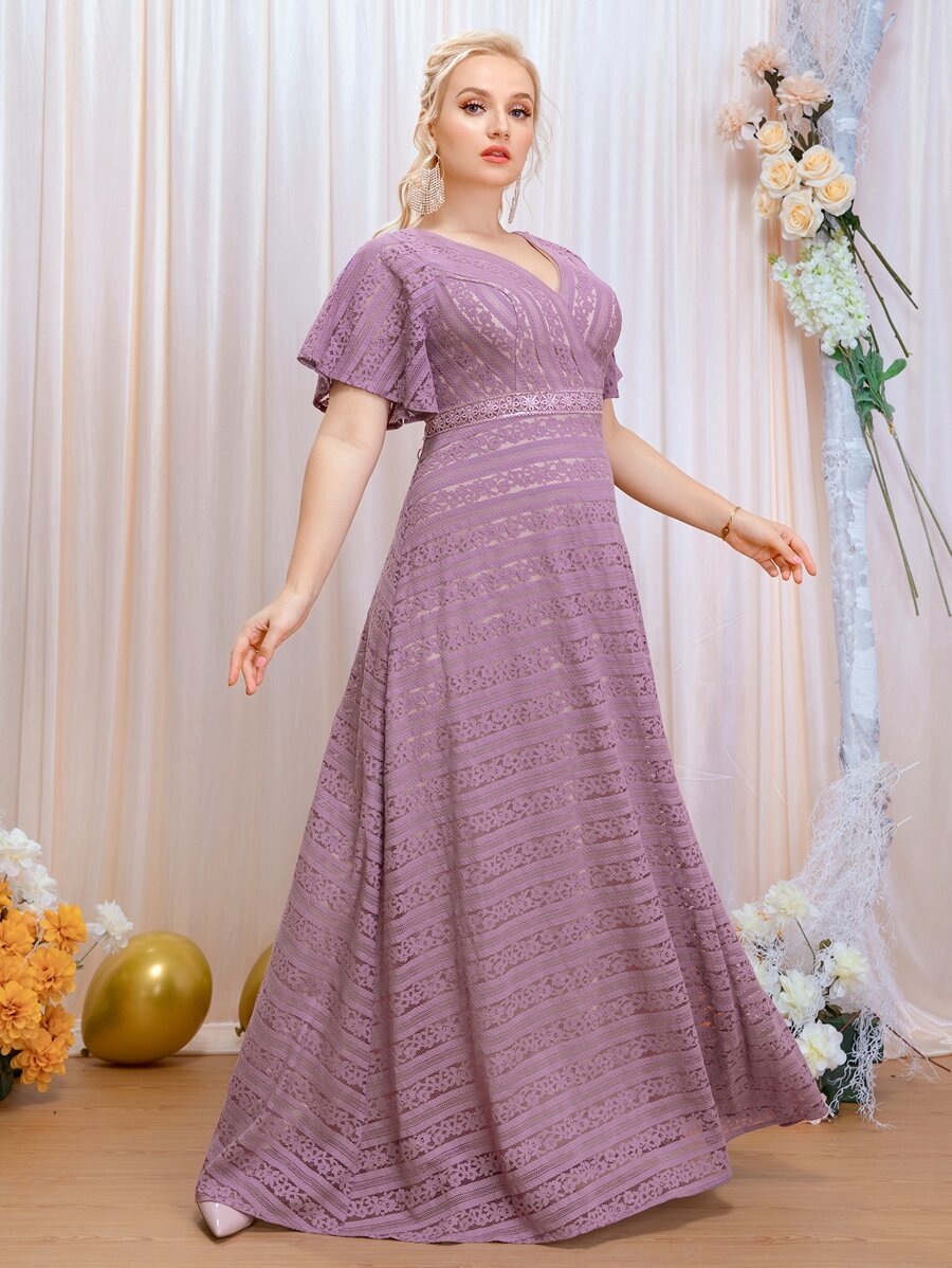 SHEIN Belle 大碼蕾絲拼接蝴蝶袖V型露背伴娘連衣裙 - 紫色 - 查看 1