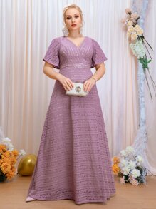 SHEIN Belle 大碼蕾絲拼接蝴蝶袖V型露背伴娘連衣裙 - 紫色 - 查看 5