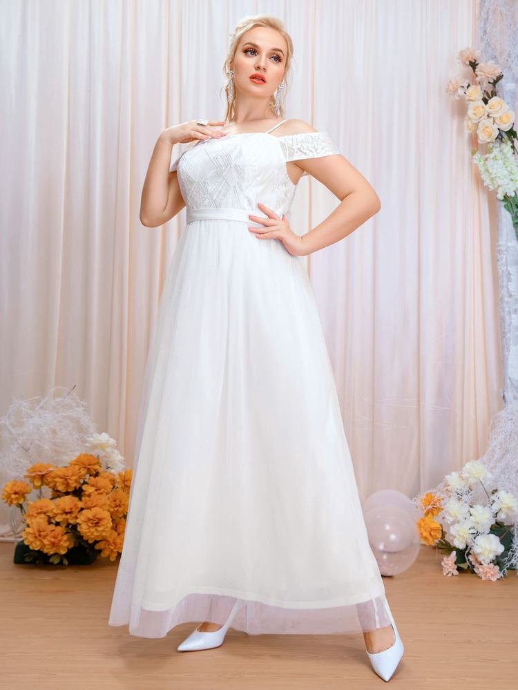 SHEIN Belle Plus Cold Shoulder Mesh Wedding Dress - White - View 3