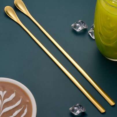 1 cái thìa trộn thép không gỉ