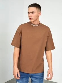 Manfinity VCAY Men Mock Neck Letter Graphic Drop Shoulder Tee - Brown - View 1