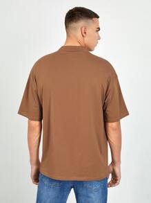 Manfinity VCAY Men Mock Neck Letter Graphic Drop Shoulder Tee - Brown - View 2