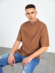 Manfinity VCAY Men Mock Neck Letter Graphic Drop Shoulder Tee - Brown - View 4