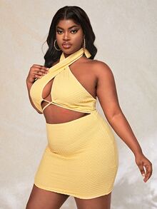 Slaydiva Plus Cut Out Front Halter Neck Bodycon Dress - Yellow - View 3