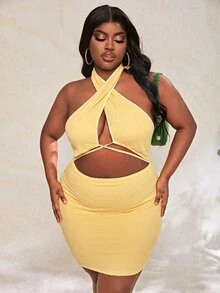 Slaydiva Plus Cut Out Front Halter Neck Bodycon Dress - Yellow - View 4