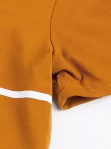 SHEIN Explorewe Bộ 2 chiếc áo thun ngắn tay và quần short in hình học cho bé trai, trang phục thường ngày thoải mái cho các môn thể thao ngoài trời, đi học, mặc hàng ngày - Nhiều màu - Xem 3