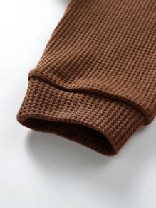 Girls Letter Graphic Waffle Knit PJ Set - Coffee Brown - View 4