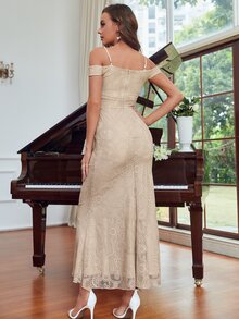 胸部褶皺挖肩魚尾裙下擺蕾絲伴娘連衣裙