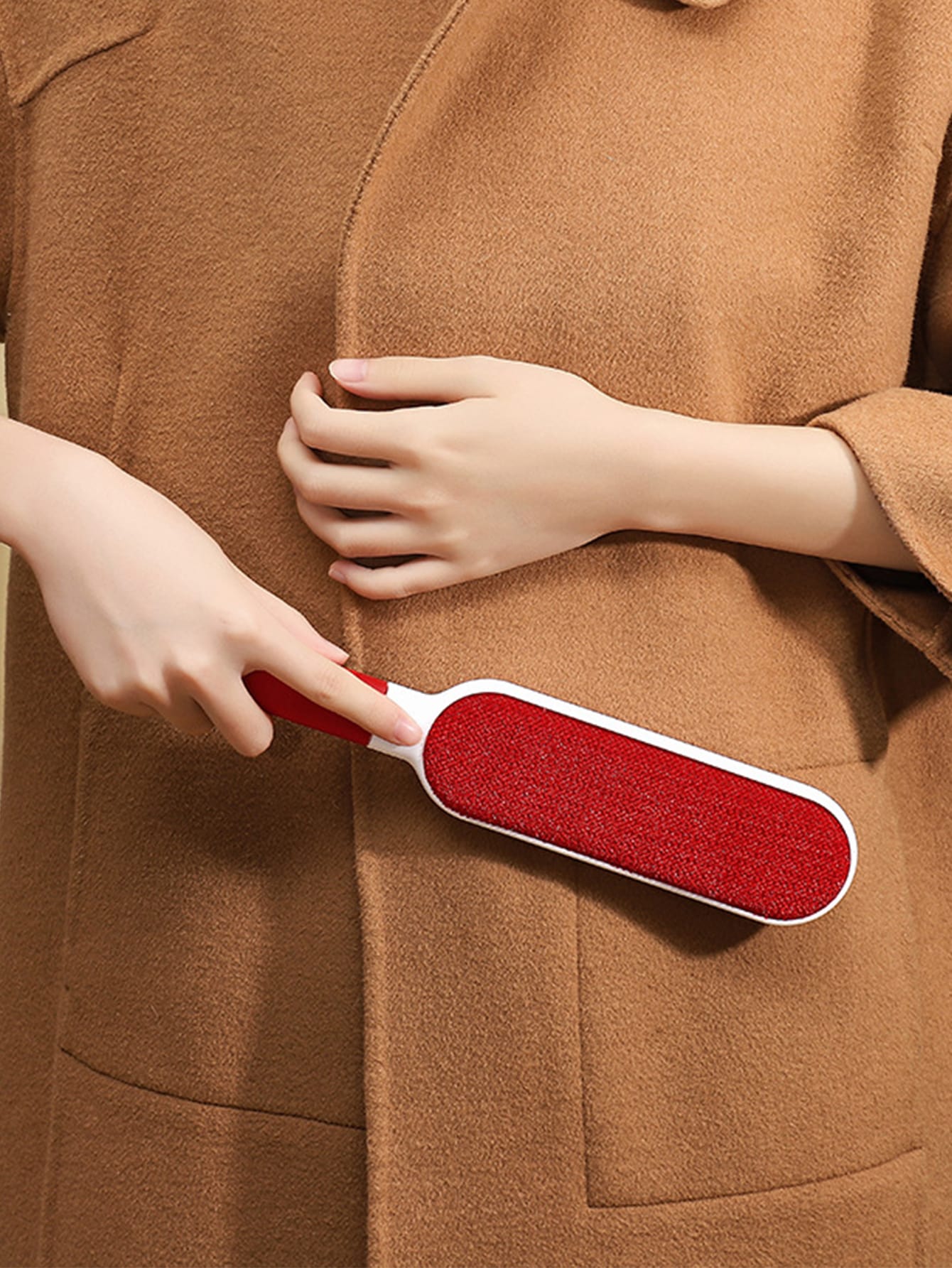 1 pièce Brosse à peluches de couleur aléatoire