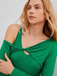 MOTF PREMIUM 粘膠纖維扭結T恤 - 綠色 - 查看 4