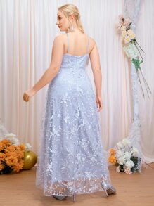 SHEIN Belle 大碼花卉刺繡蕾絲伴娘洋裝