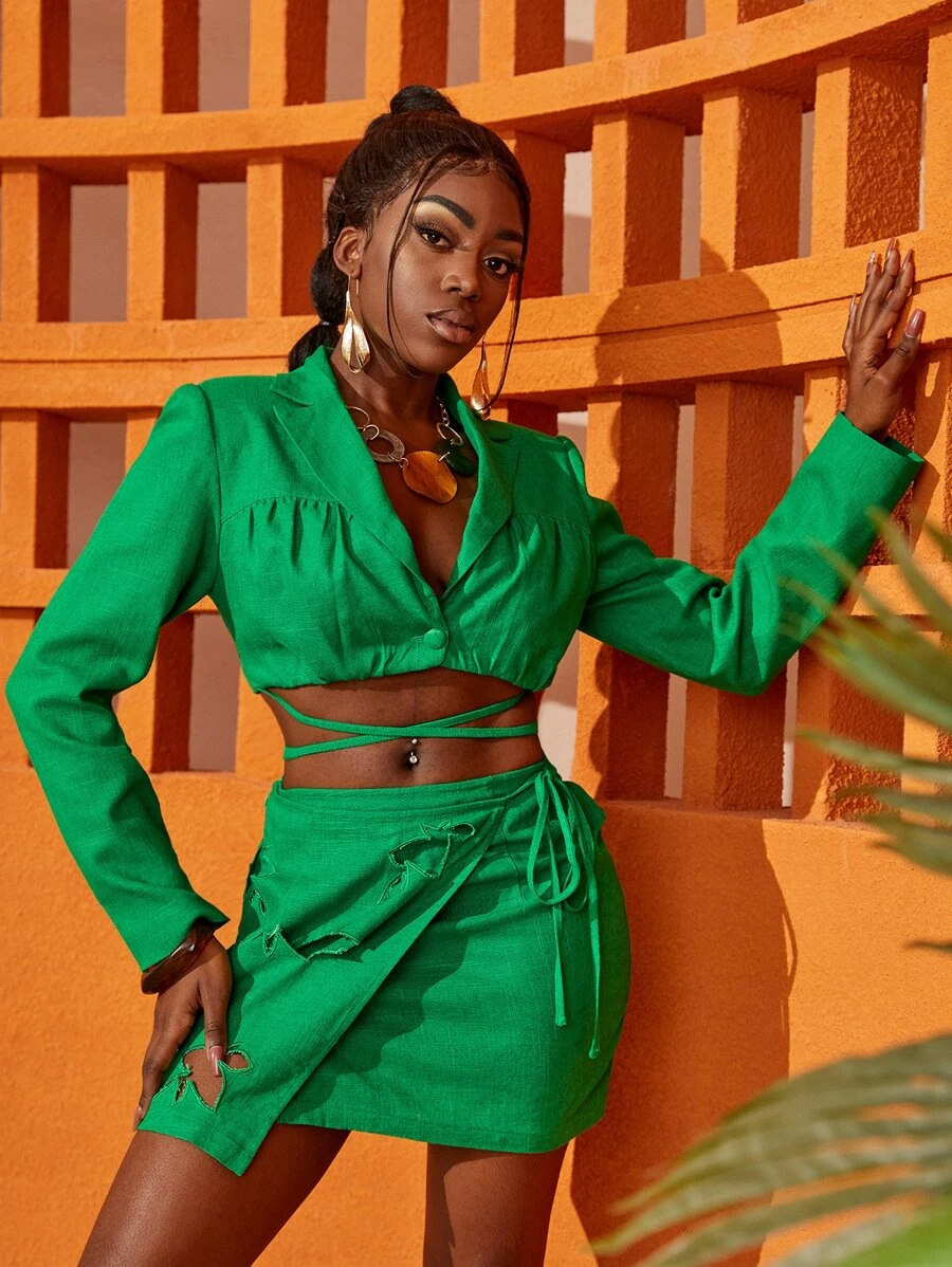 Slaydiva Notched Collar Single Button Crop Blazer - Green - View 1