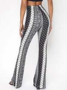 SHEIN Tall Striped & Geo Print Flare Leg Trousers - Multicolor - View 2