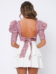 SHEIN PETITE 小碎花泡泡袖後背繫帶短款上衣 - 彩色 - 查看 2