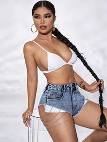 SHEIN SXY 鏈條細節毛邊牛仔短褲 - 中等水洗藍 - 查看 5