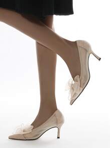Bow Decor Mesh Panel Pumps