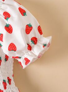 SHEIN Toddler Girls Strawberry Print Shirred Puff Sleeve Ruffle Hem Dress - White - View 3