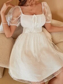 方領打結細節泡泡袖連衣裙 - 白色 - 查看 6