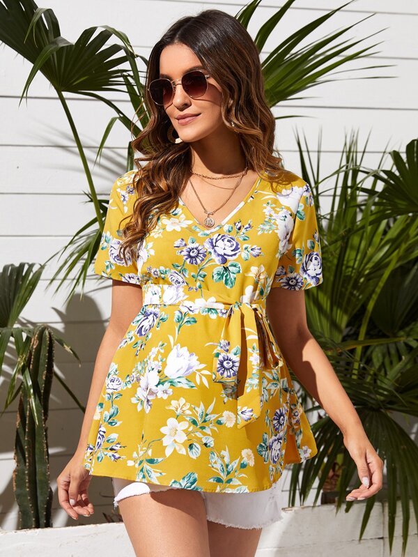 SHEIN Maternity V Neck Belted Floral Peplum Top
