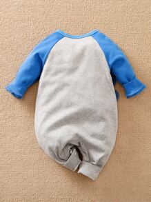 Yierying Baby Cartoon Graphic Contrast Raglan Sleeve 3D Patched Jumpsuit - Multicolor - View 2