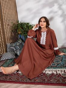Al Najma Plus Size Guipure Lace Insert Lantern Sleeve Dress