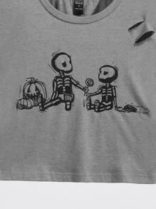 Madelyn Janelle 萬聖印花鏤空落肩袖短款T恤 - 灰色 - 查看 3