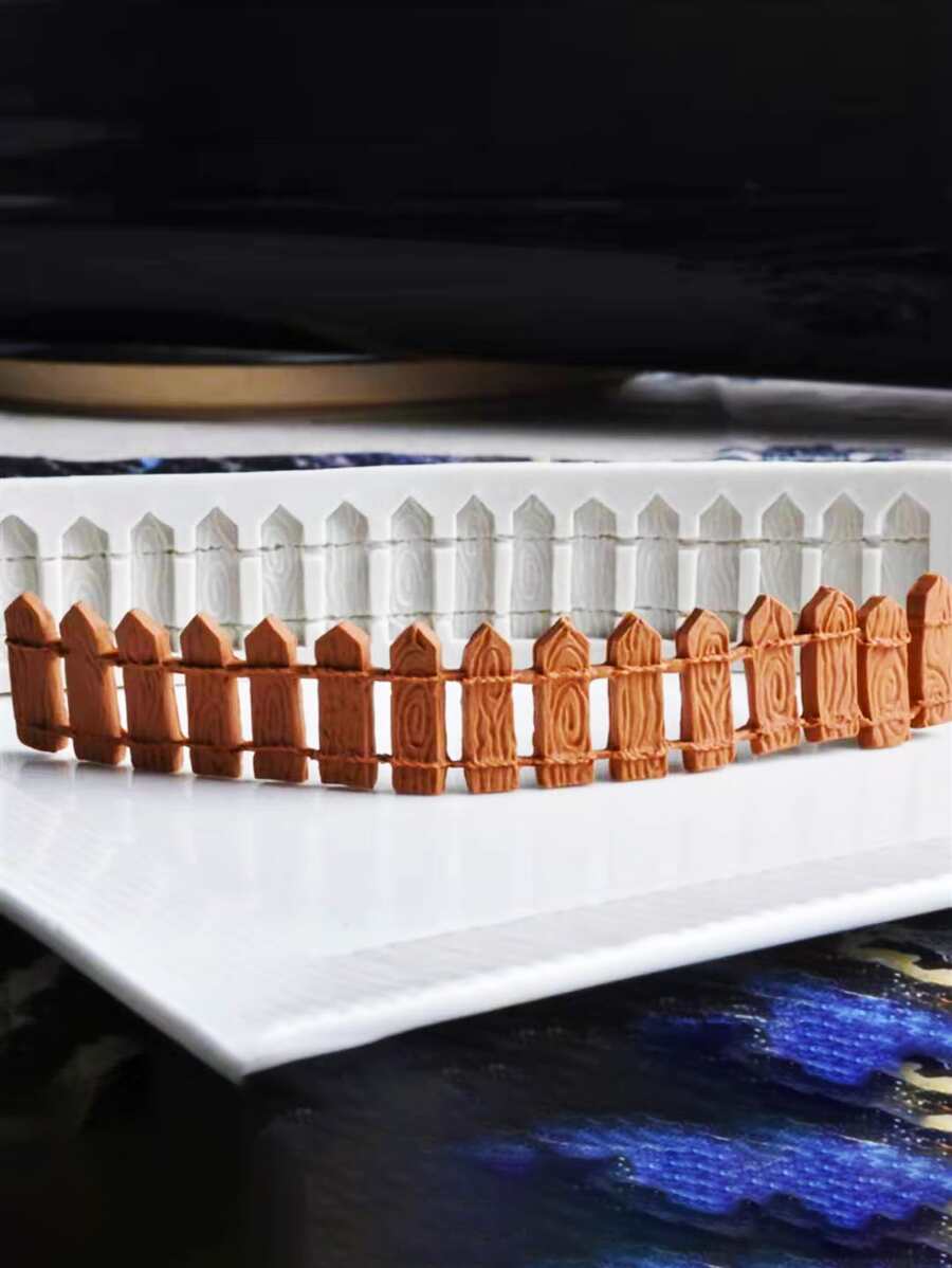 1pc Fence Design Random Color Candy Mold - Multicolor - View 1