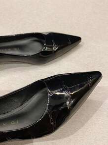 Fall/Winter Point Toe Crocodile Microfiber Patent Leather Flats - Black - View 2