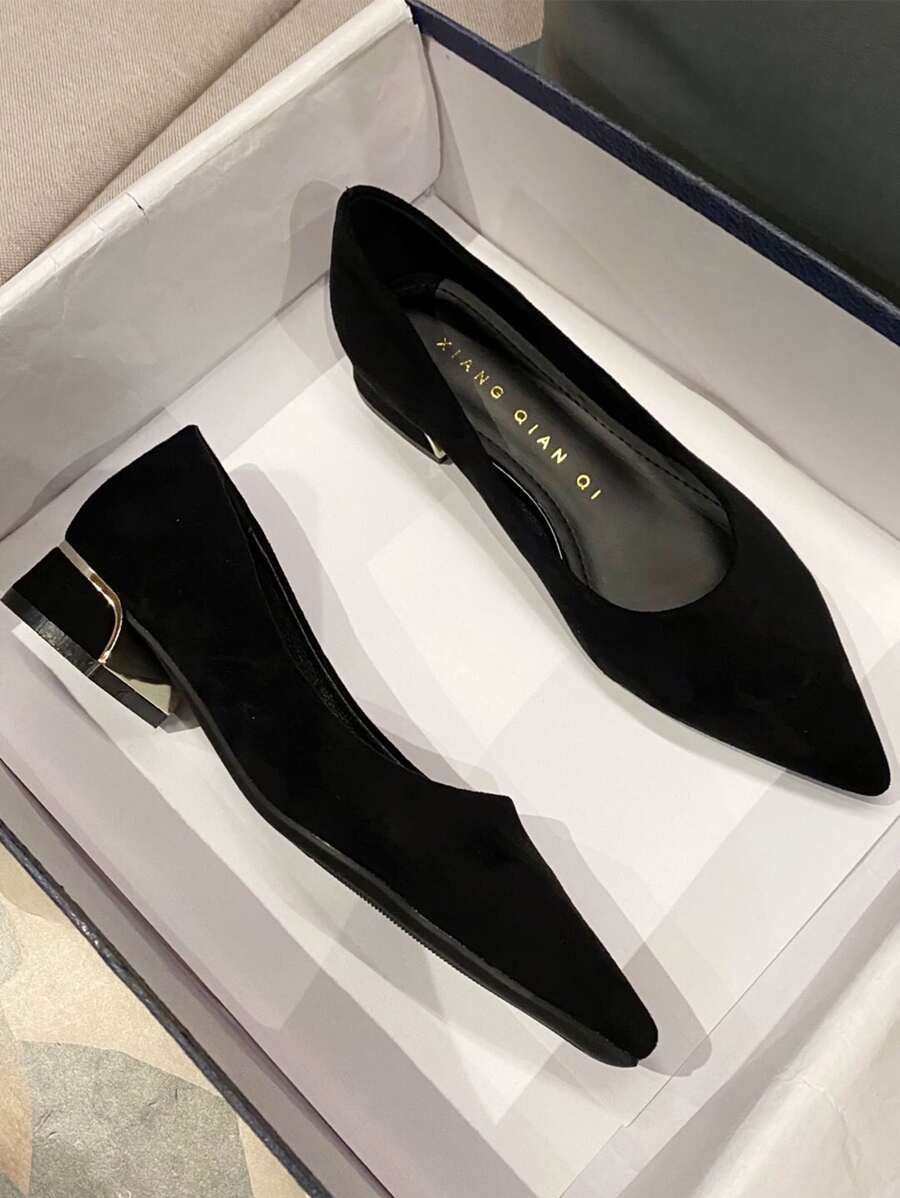 Fall/Winter Minimalist Point Toe Suedette Flats - Black - View 1